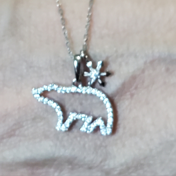 STERLING MAMA POLAR BEAR NECKLACE - Picture 2 of 2